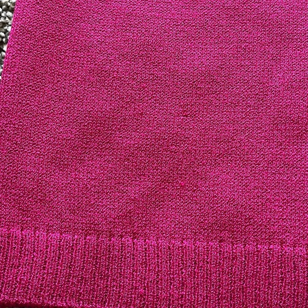 St John Sweater Womens Medium Bright Pink Feminine Chic Vneck Pullover - Picture 3 of 8